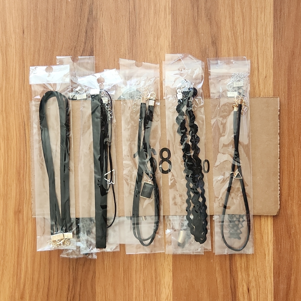 9 chokers